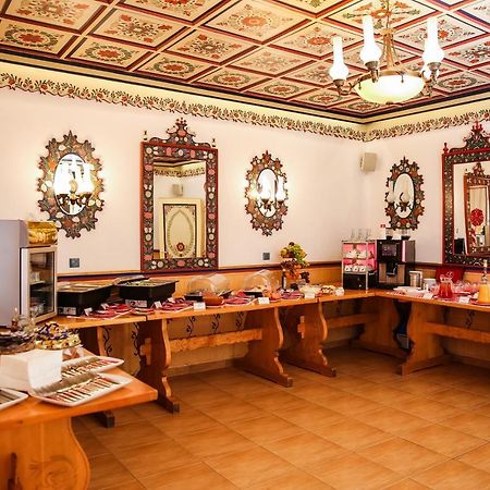 Hotel Agape Cluj Napoca Bagian luar foto