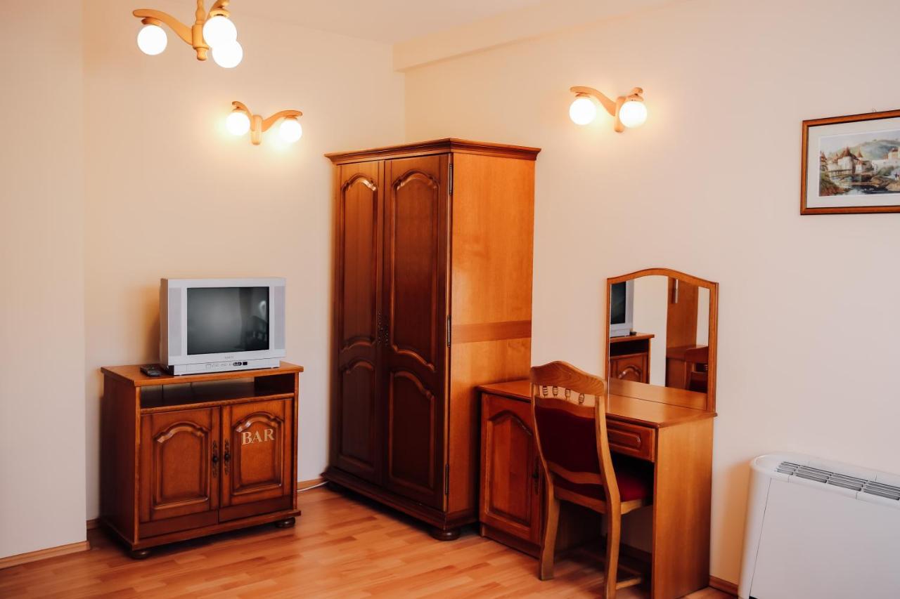 Hotel Agape Cluj Napoca Bagian luar foto